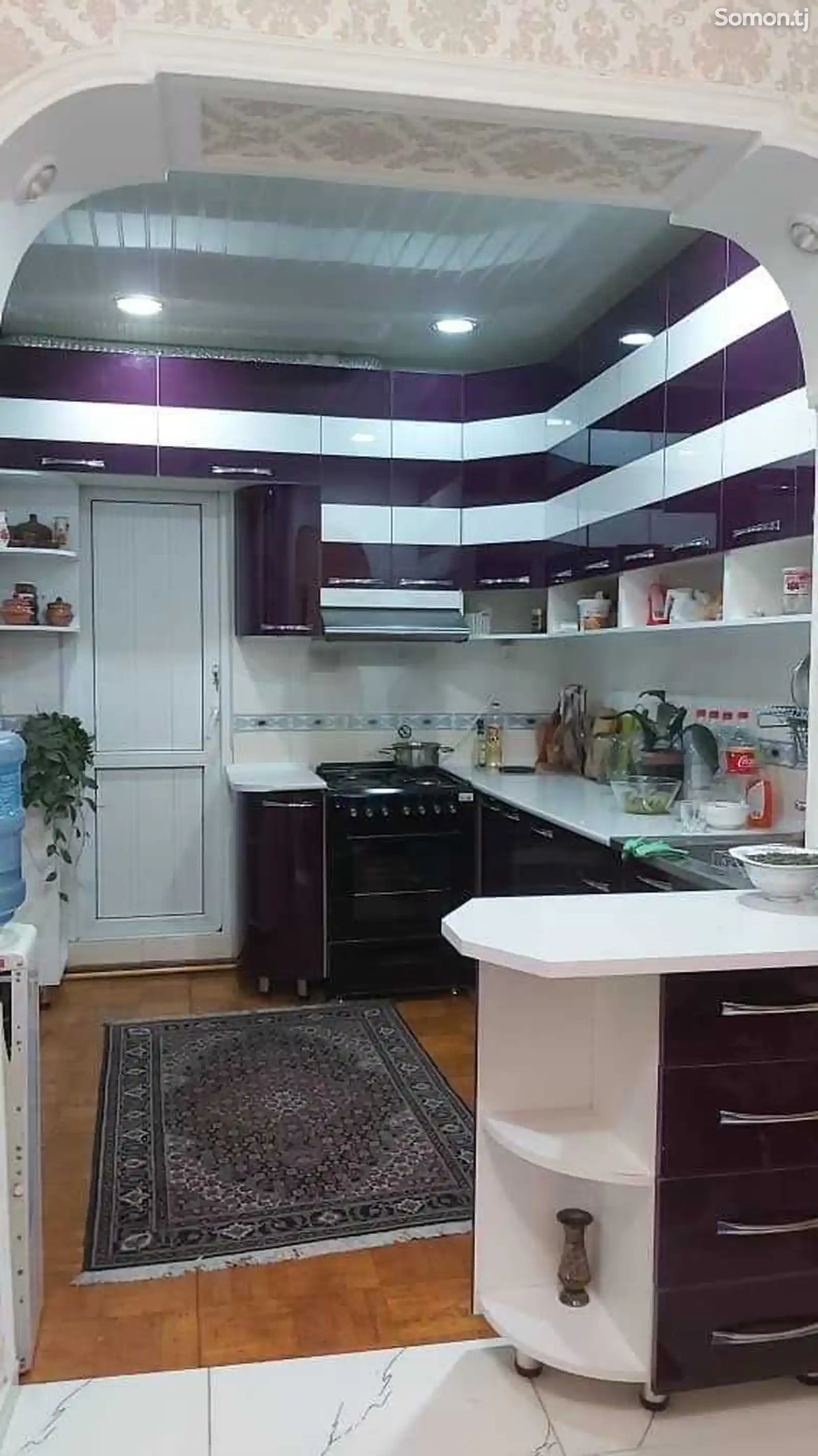 3-комн. квартира, 6 этаж, 90 м², центр Миноборона-1