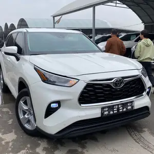 Toyota Highlander, 2021