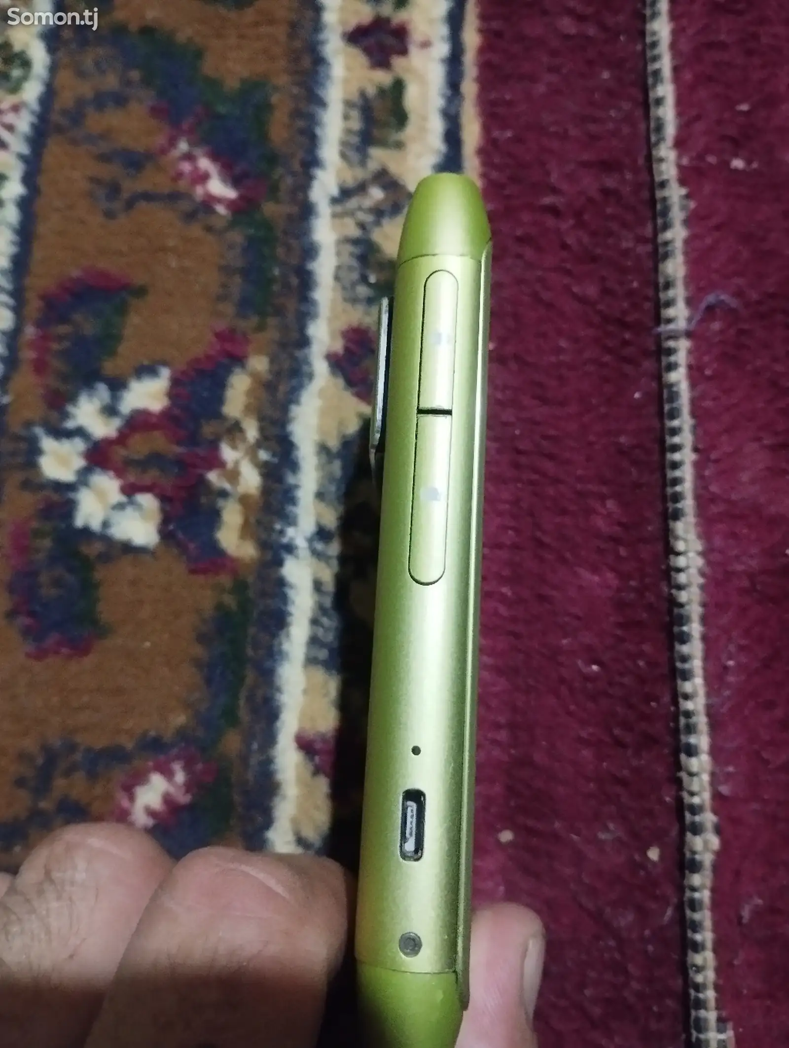 Nokia N8-00-1