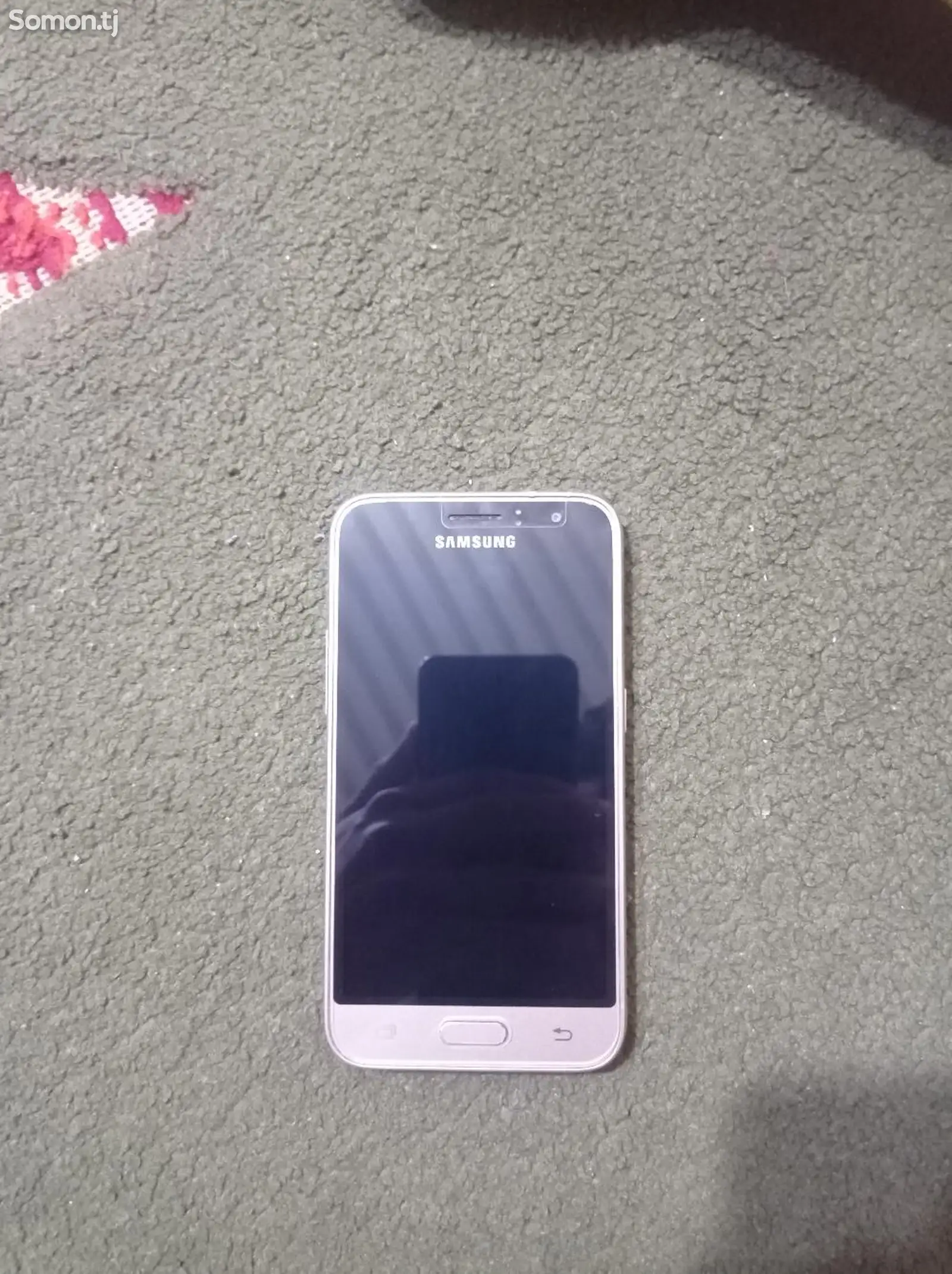 Samsung Galaxy J1.6-2