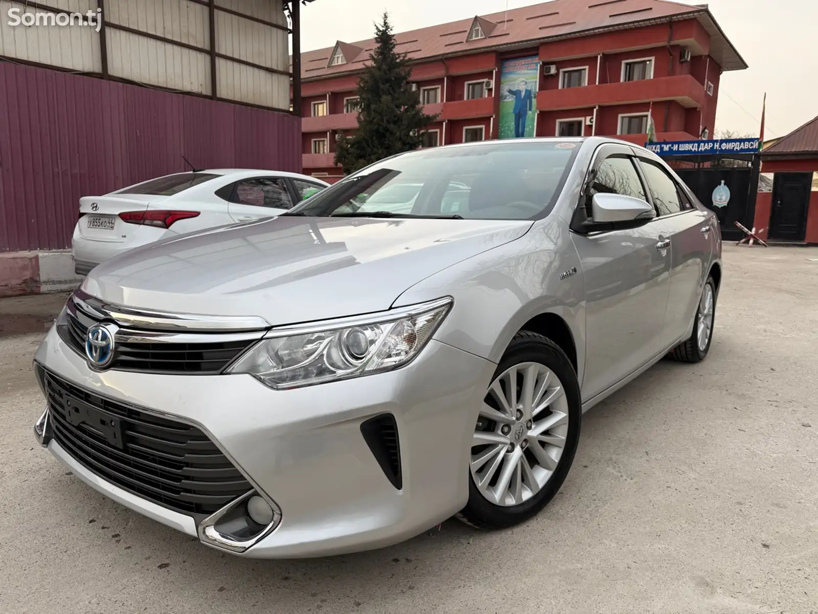 Toyota Camry, 2016-1