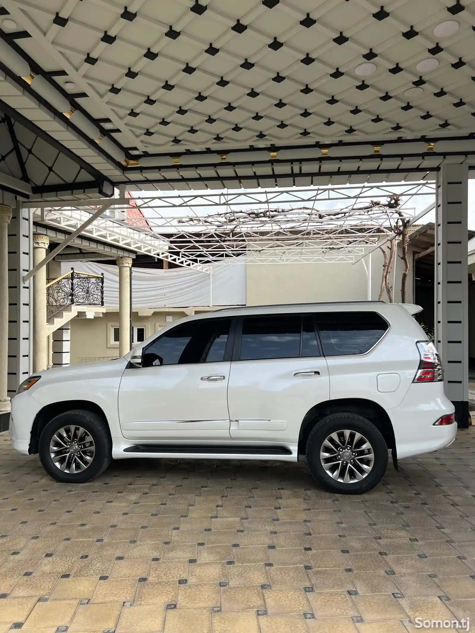 Lexus GX series, 2015-2