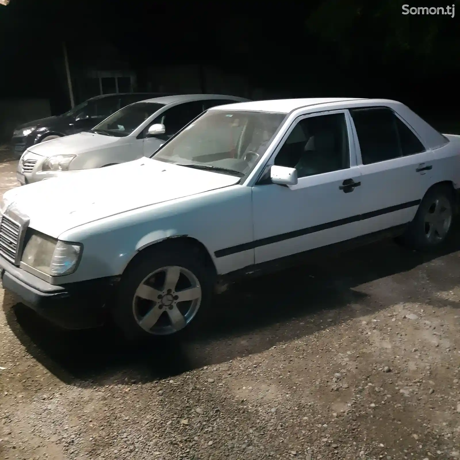 Mercedes-Benz W124, 1986-4