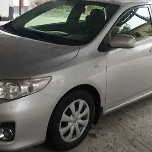 Toyota Corolla, 2011