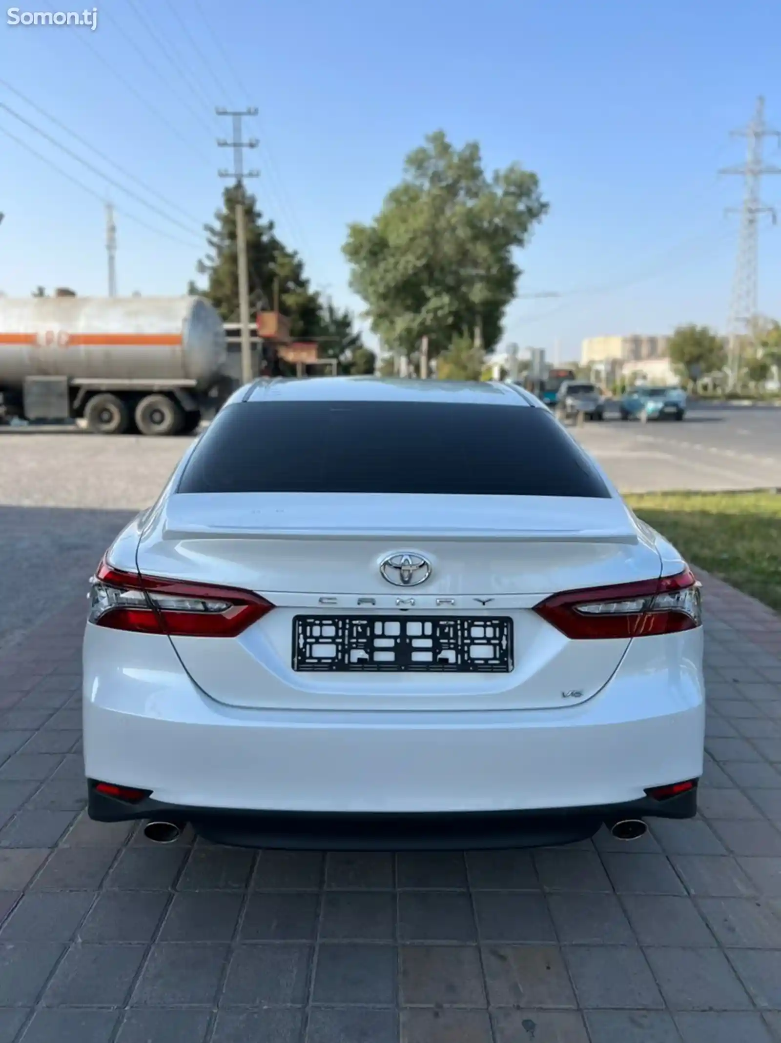 Toyota Camry, 2023-7