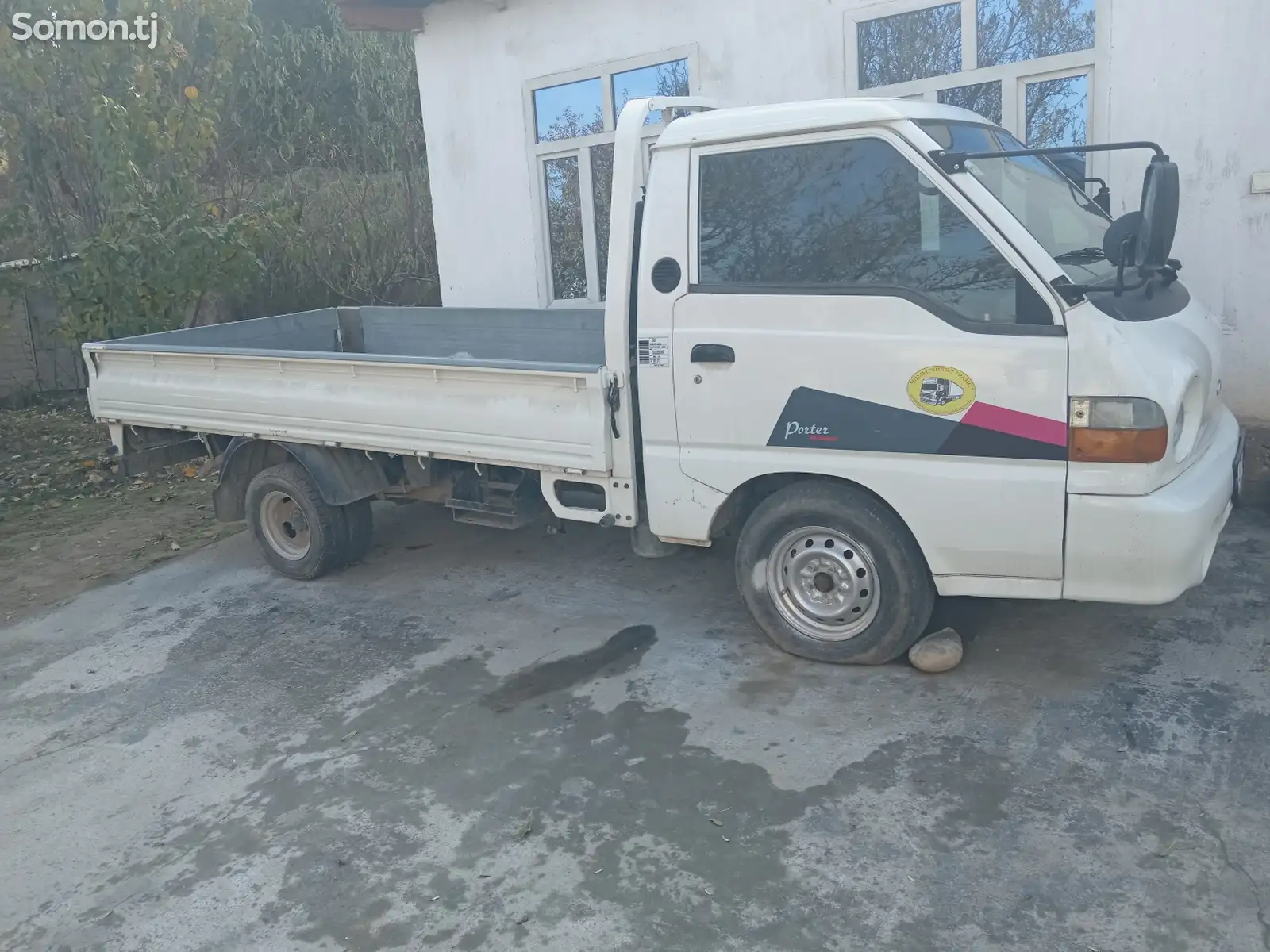 Бортовой автомобиль Hyundai Porter, 2000-1