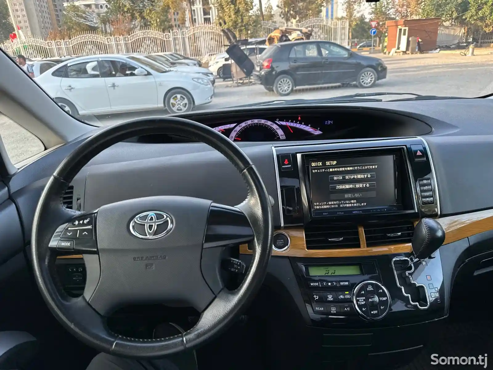 Toyota Estima, 2014-12