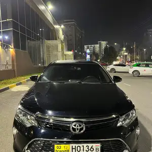 Toyota Camry, 2016