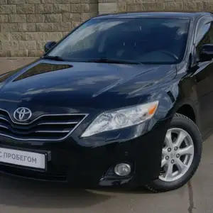 Toyota Camry, 2010