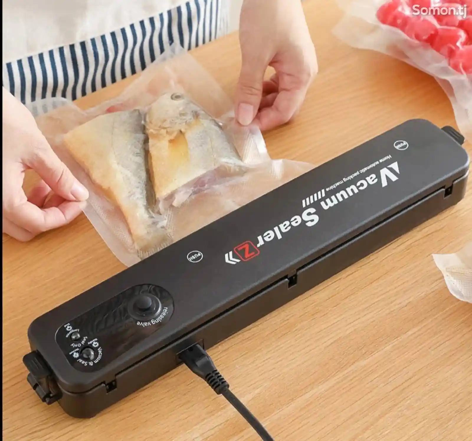 Вакуумный упаковщик продуктов Vacuum Sealer-3