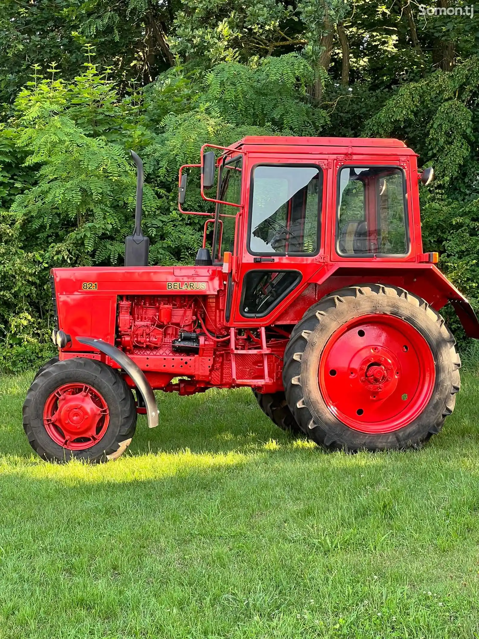 Трактор 82.1-4