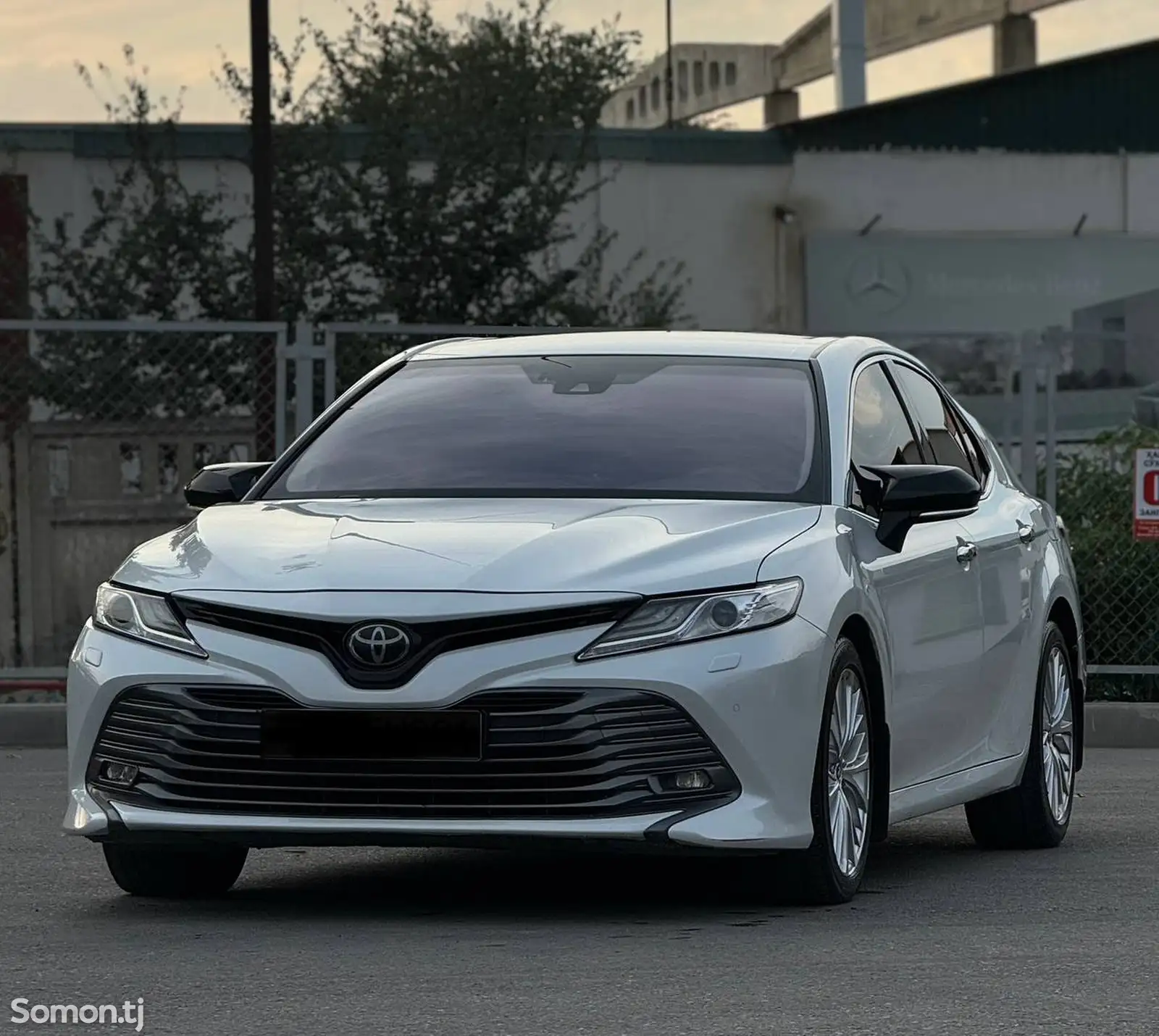 Toyota Camry, 2020-3