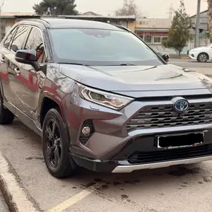 Toyota RAV 4, 2023