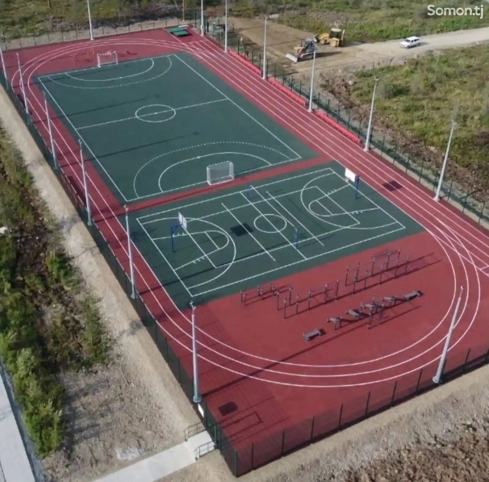 Резиновые покрытия разных видов для спортивных и футбольных полей-1