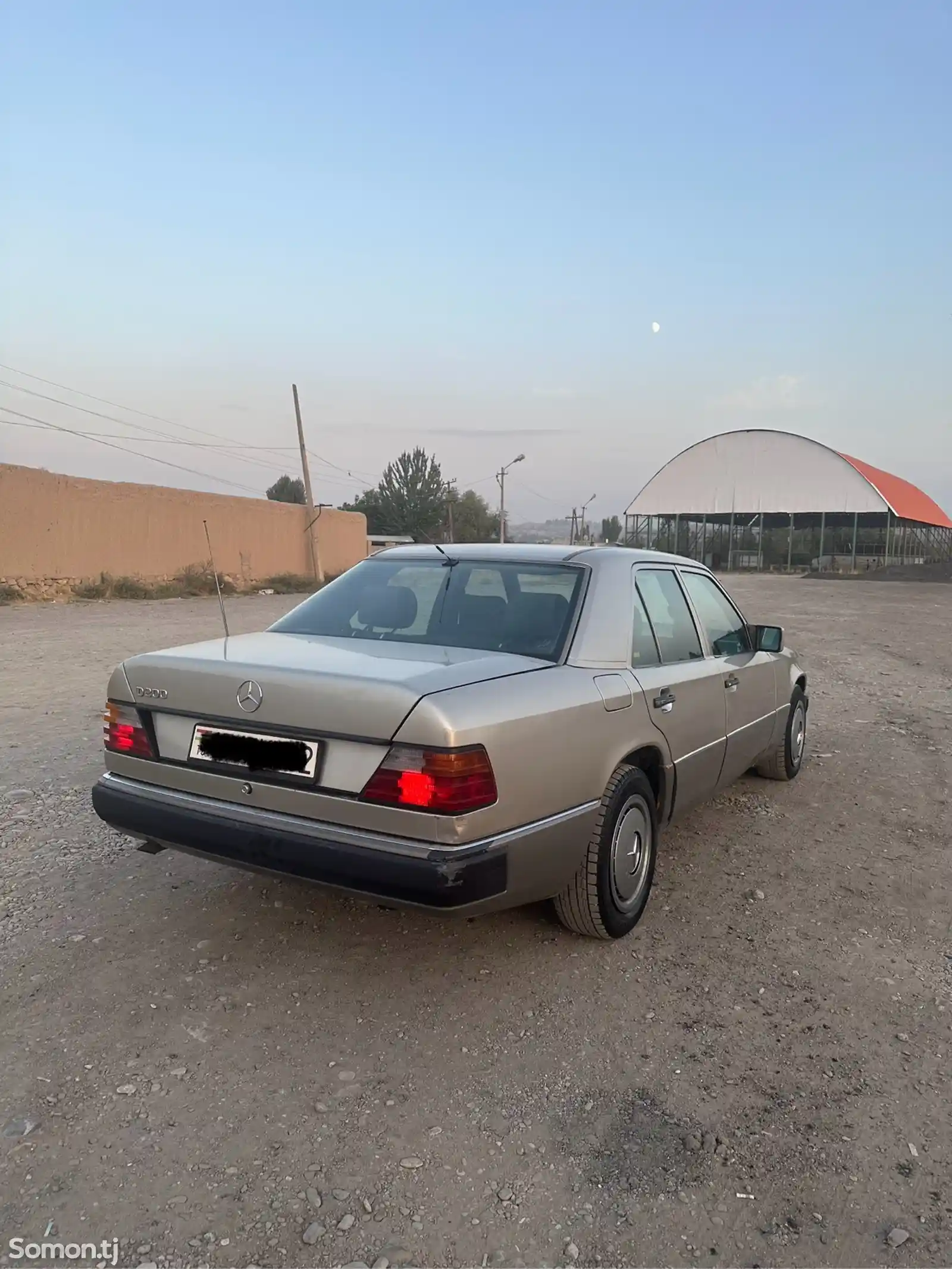 Mercedes-Benz W124, 1992-3