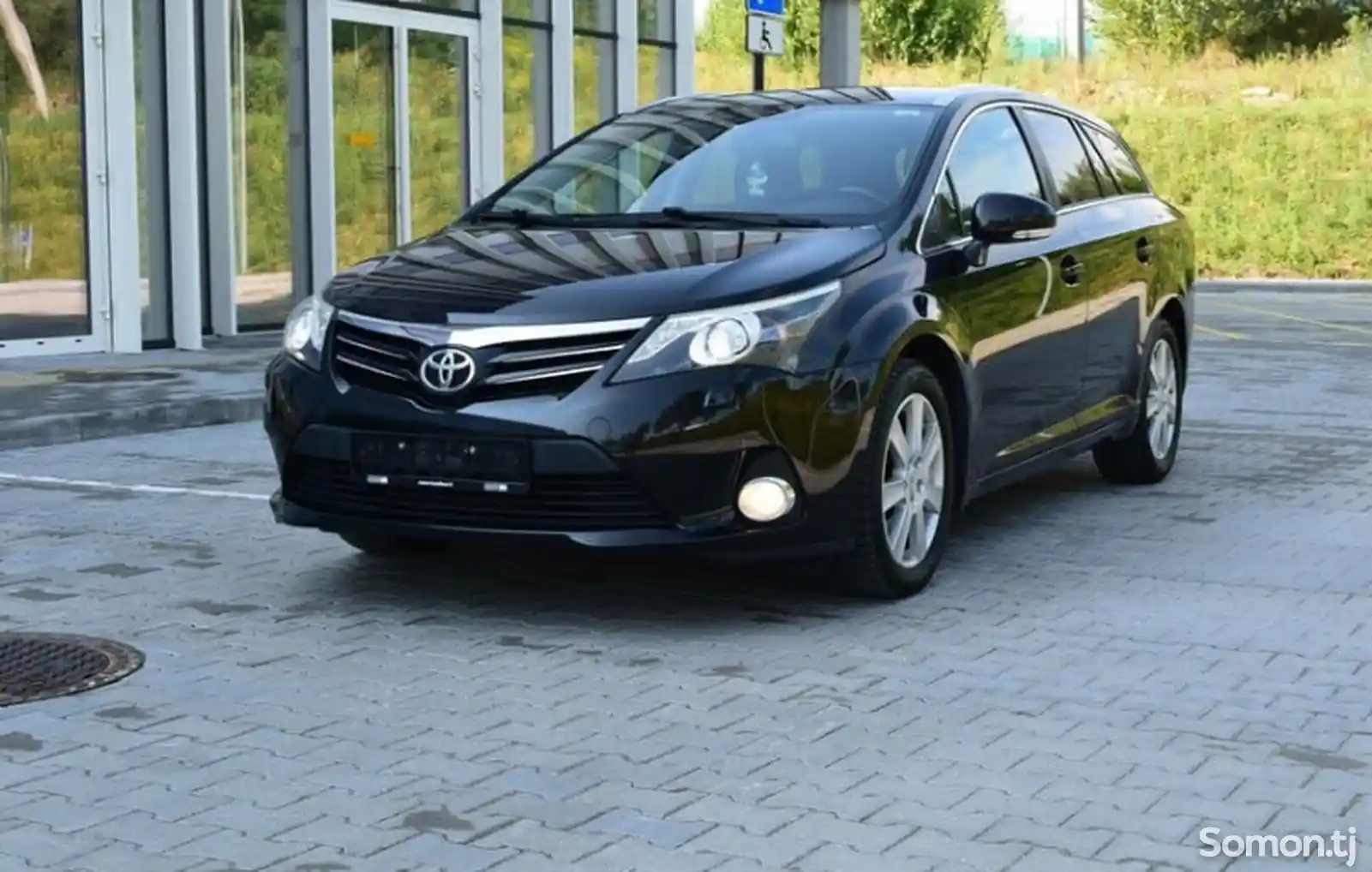 Toyota Avensis, 2015-1