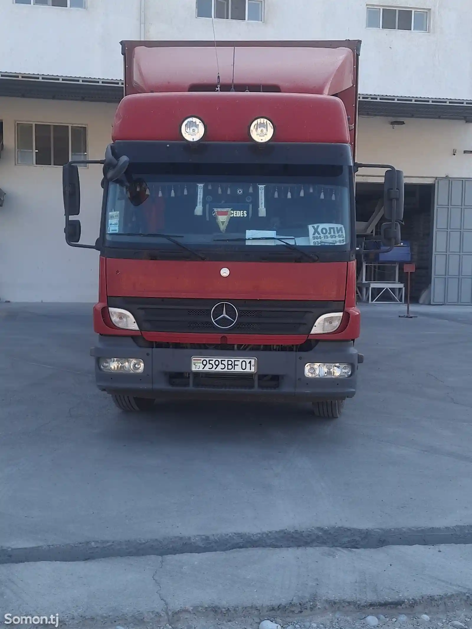 Контейнеровоз Mersedes benz Atego, 2008-2