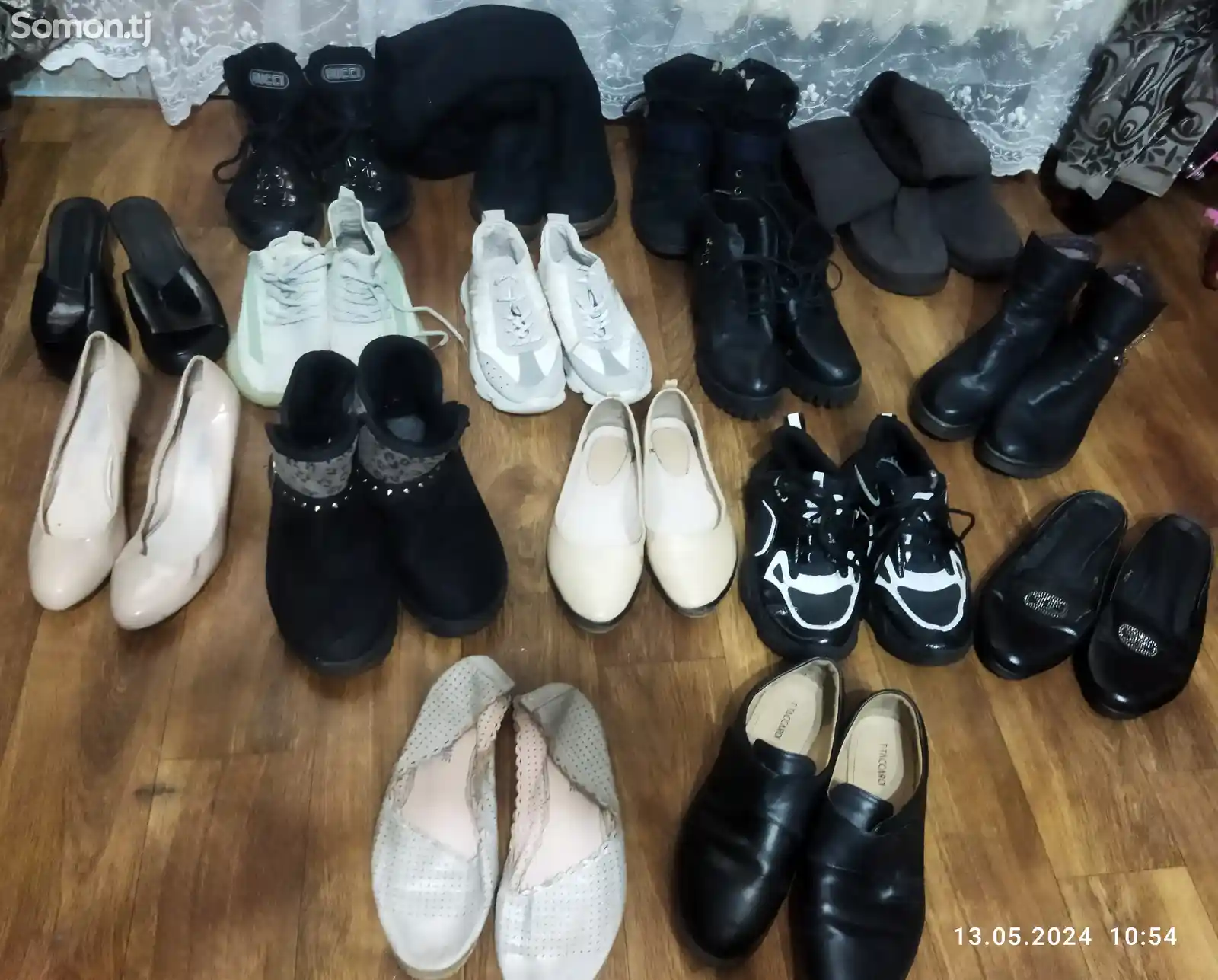 Комплект женской обуви-1