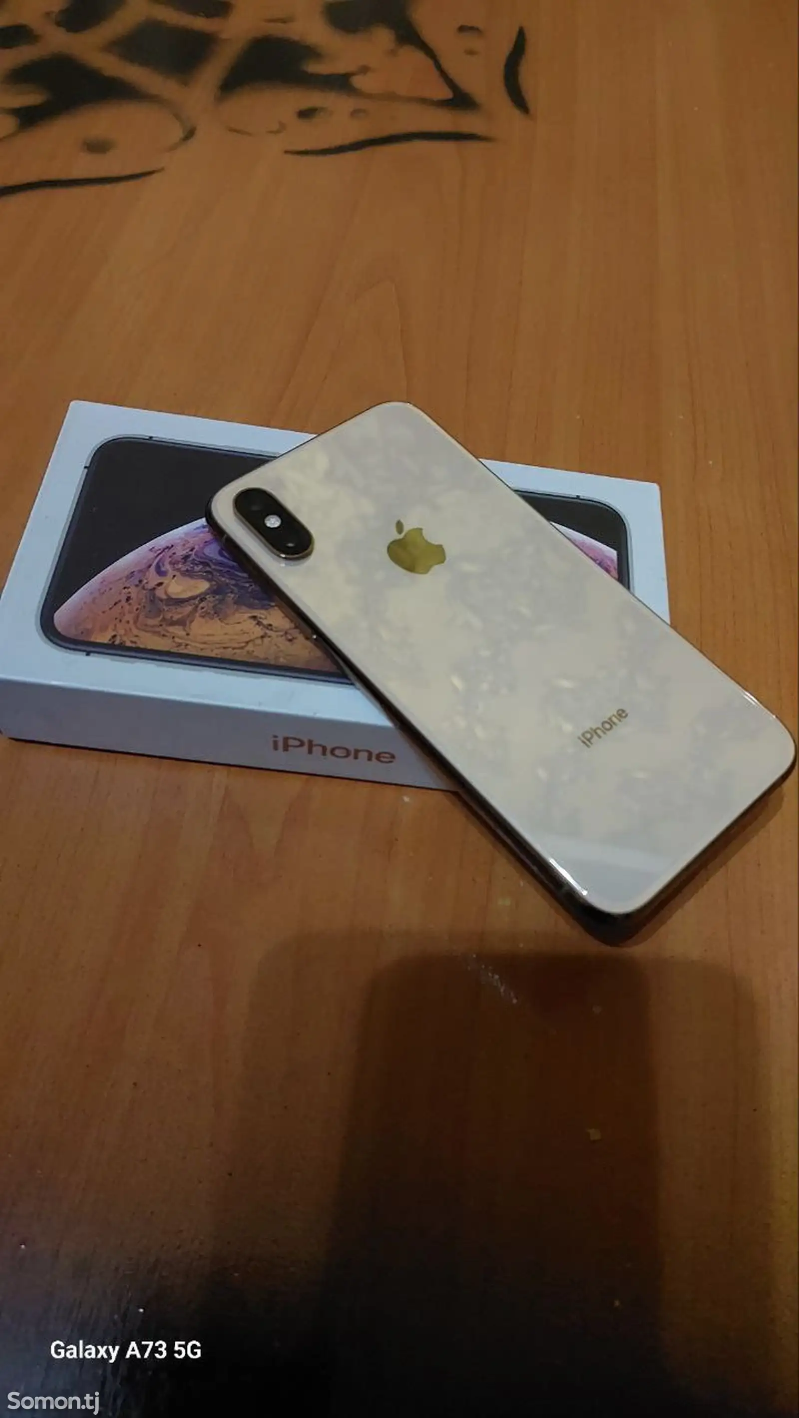 Apple iPhone Xs, 256 gb, Gold-1