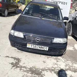 Opel Astra F, 1995