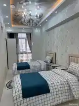 3-комн. квартира, 16 этаж, 93м², Шохмансур-5