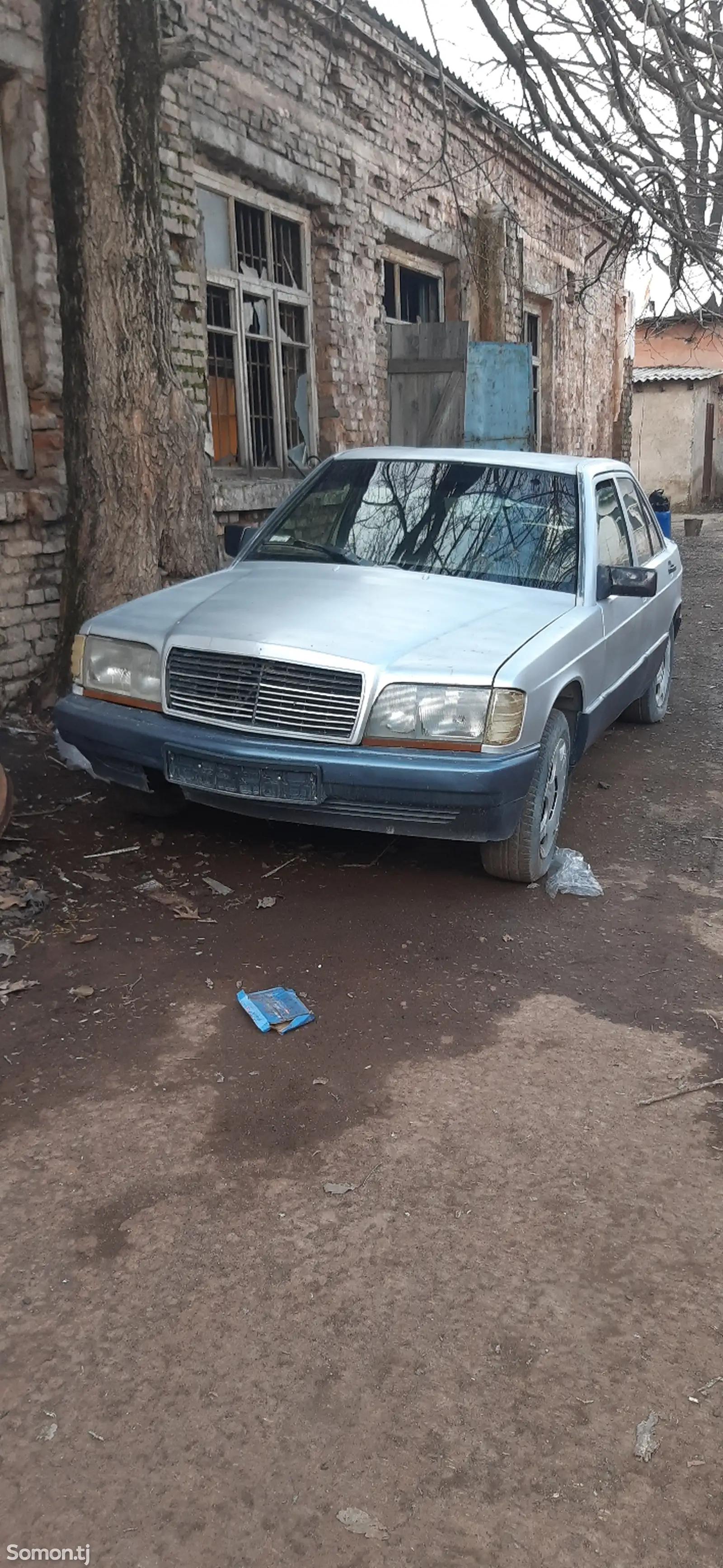 Mercedes-Benz W124, 1990-1