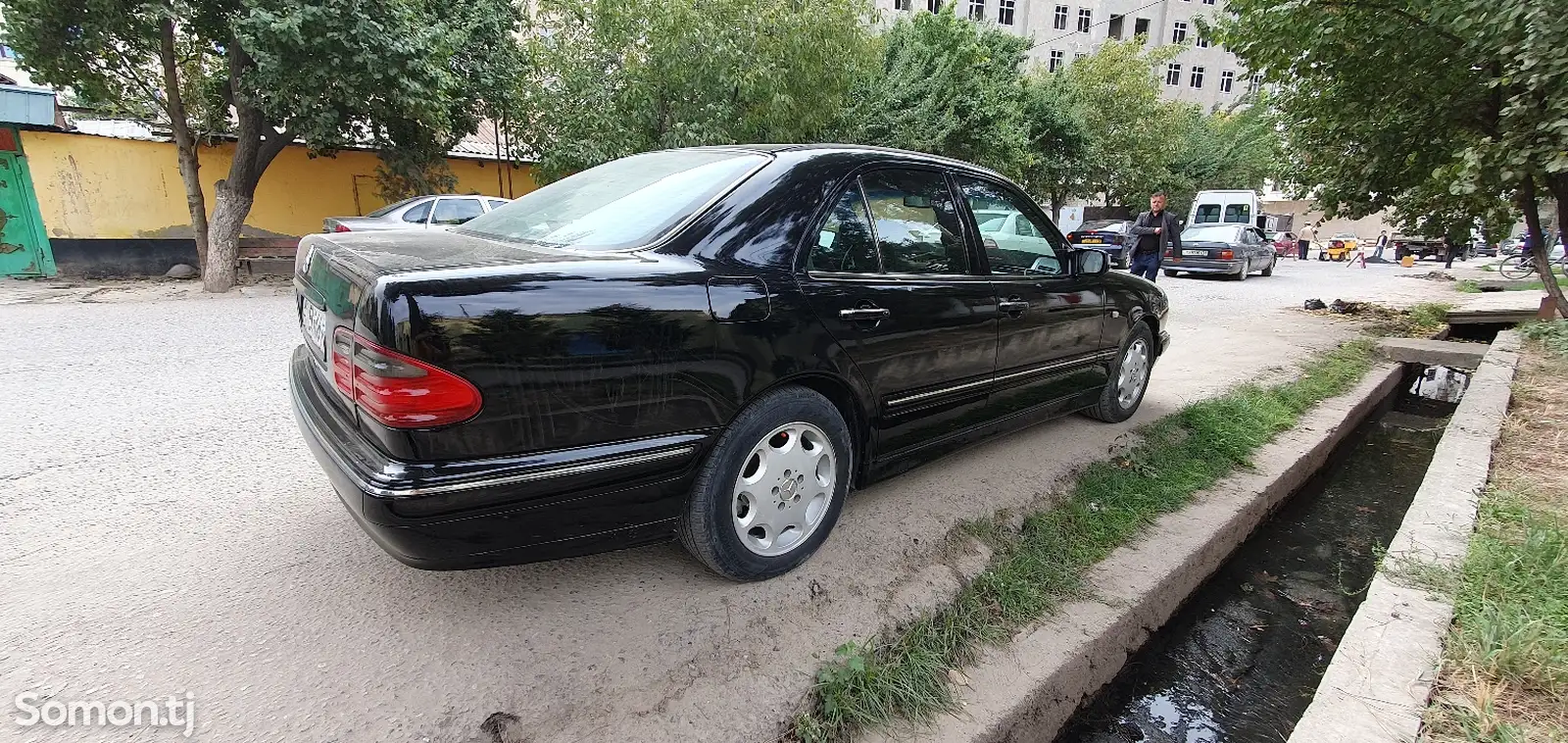 Mercedes-Benz E class, 1998-4