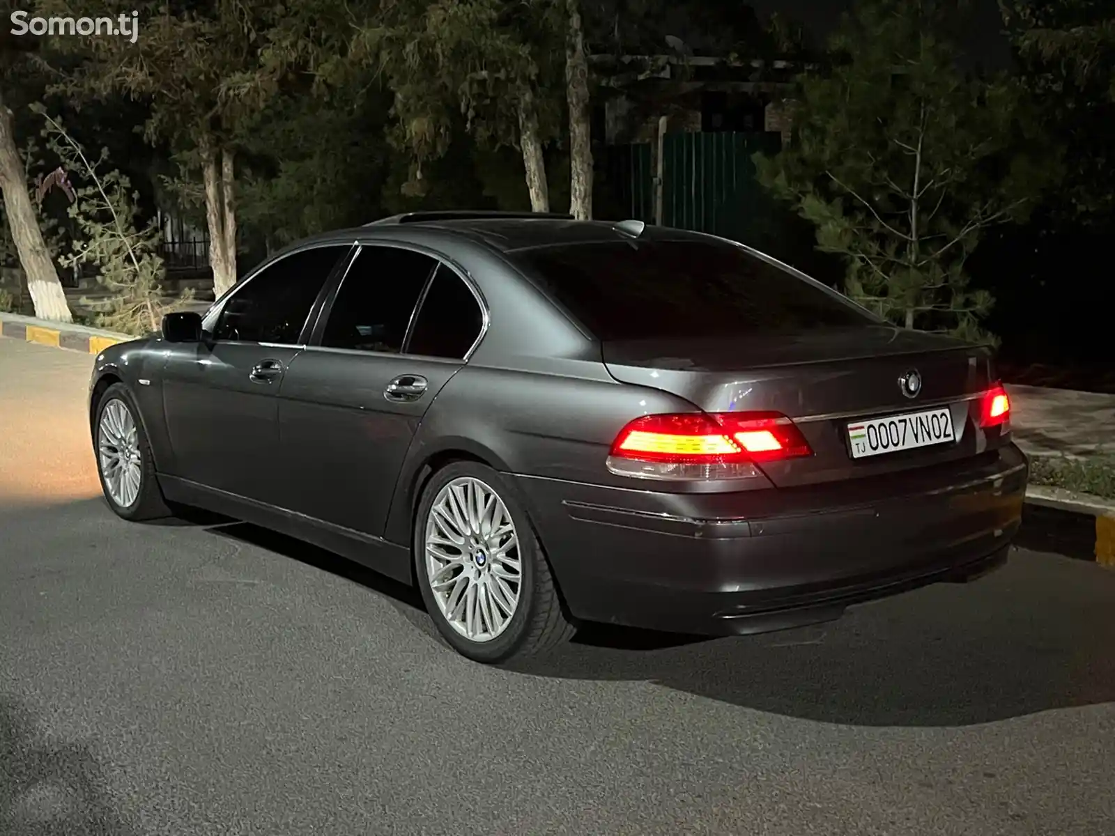 BMW 7 series, 2008-6
