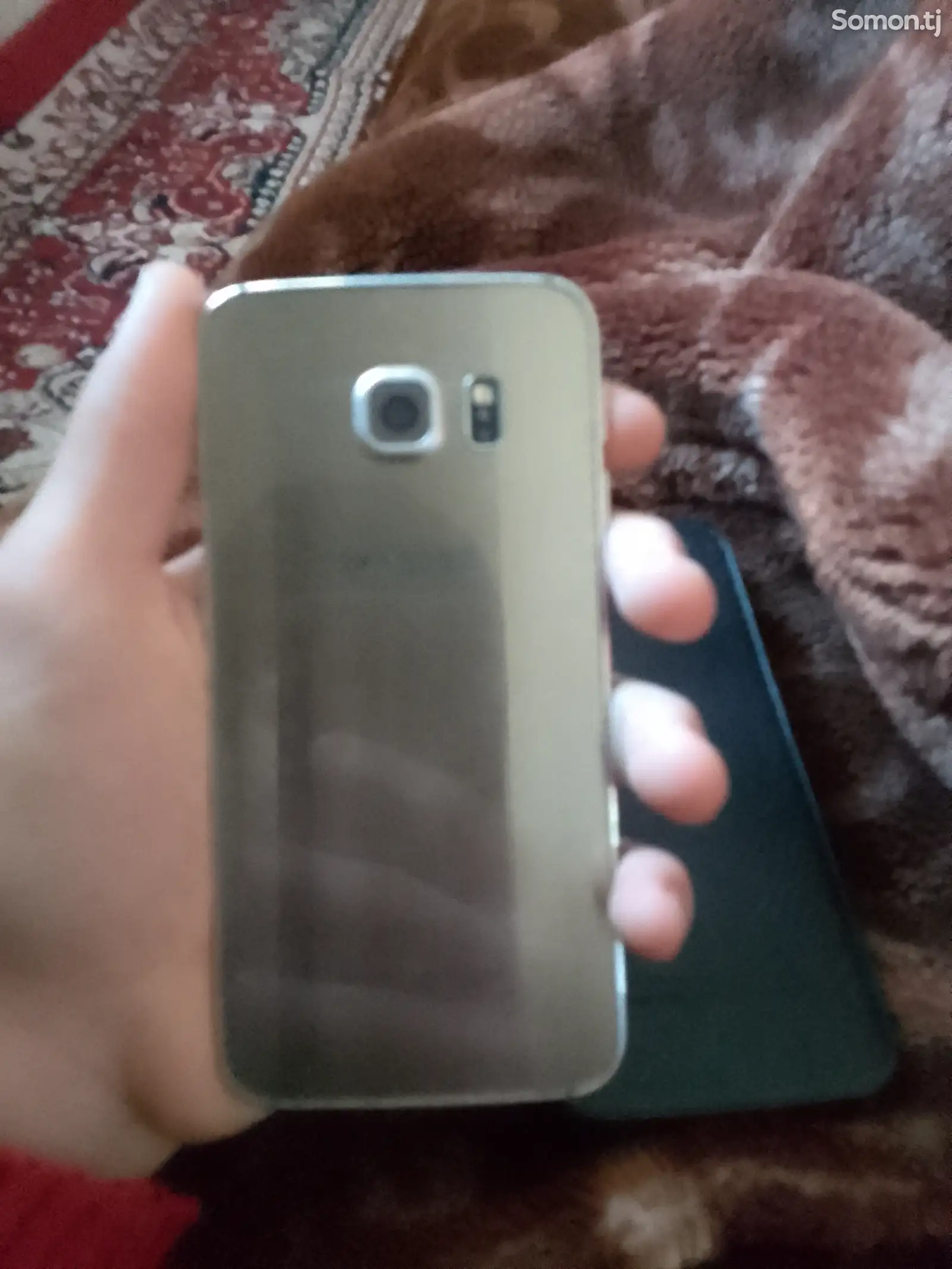 Samsung Galaxy S6 Edge plus-1