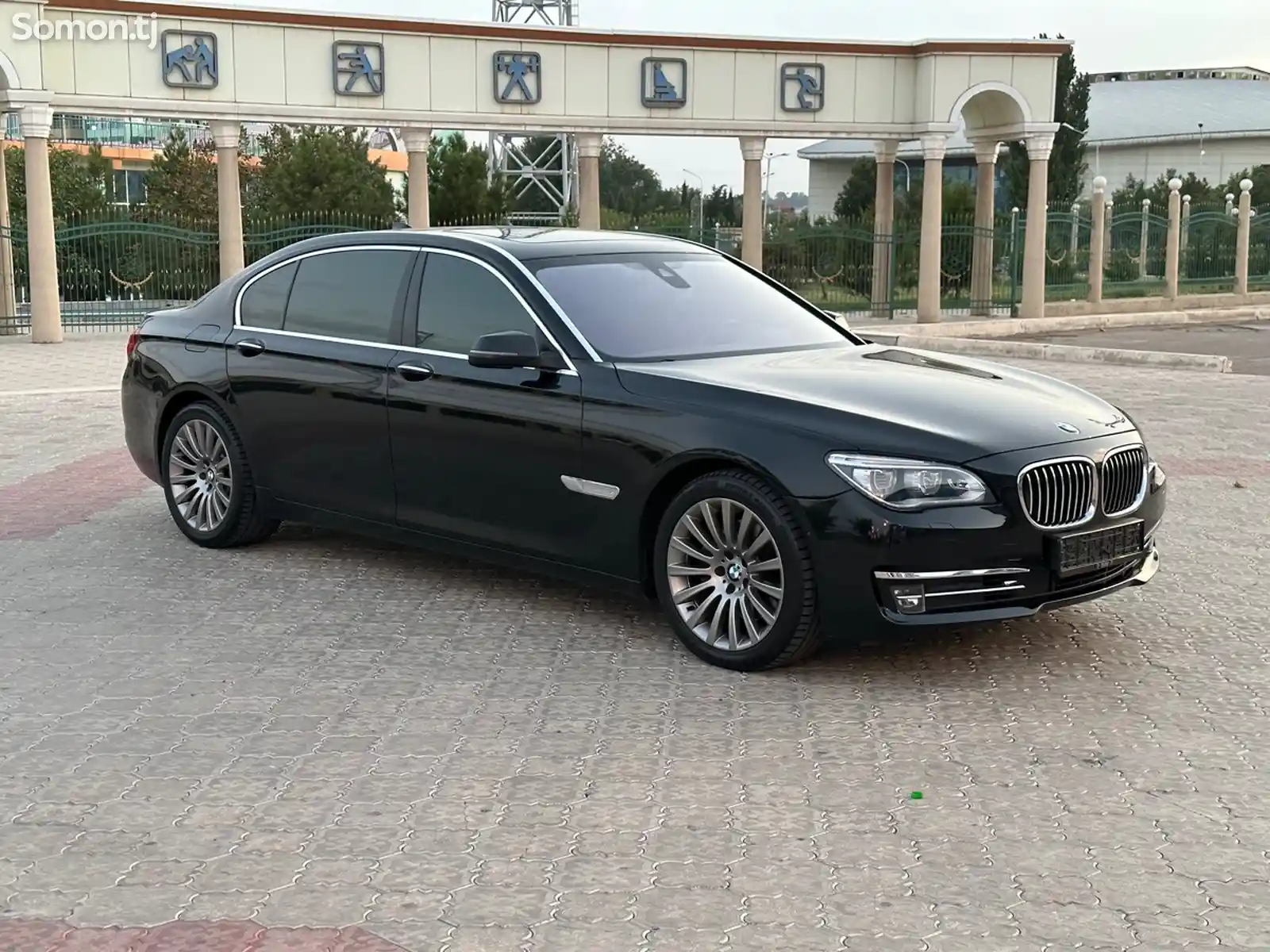 BMW 7 series, 2013-6