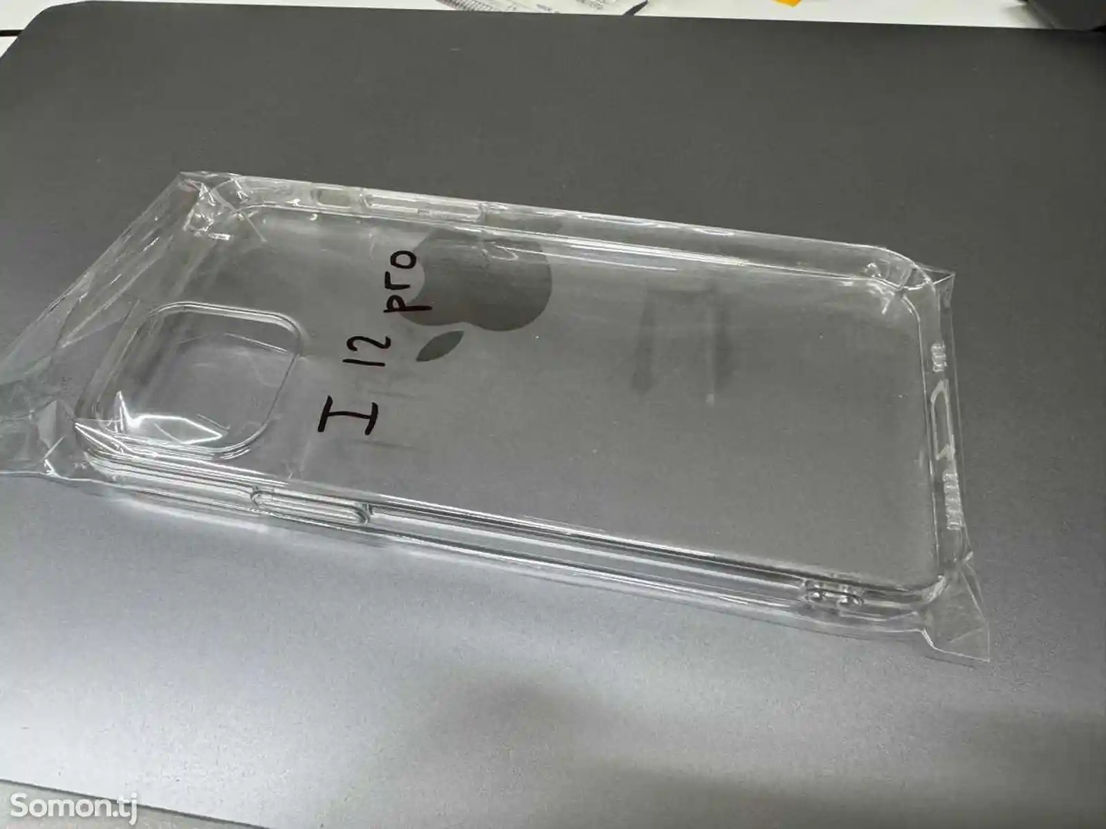 Пластиковый чехол для iPhone 12 pro-15 pro-6