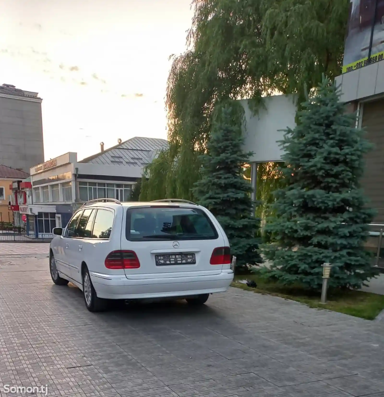 Mercedes-Benz E class, 2000-1