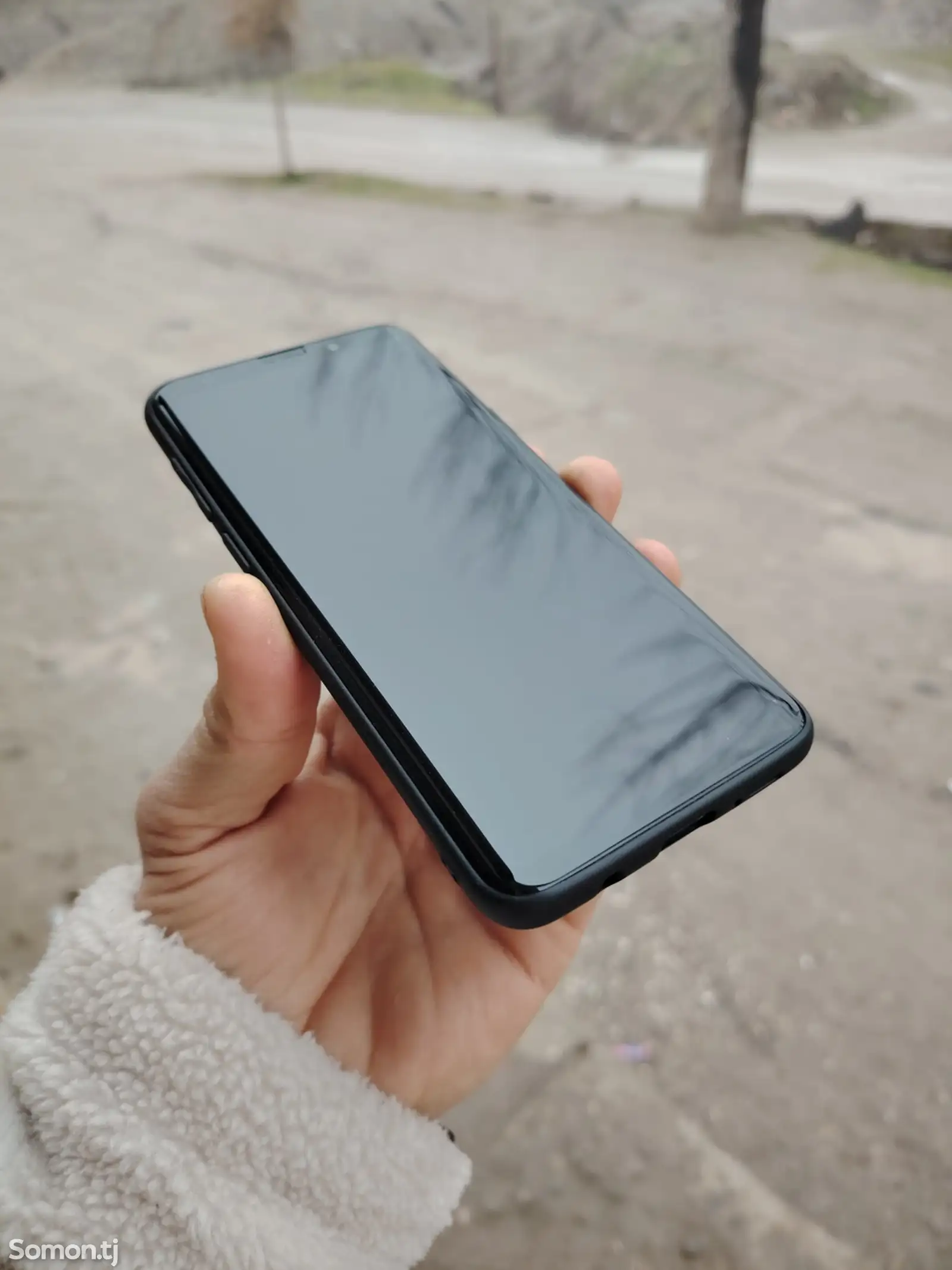 Samsung Galaxy S9 Plus-1