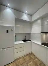 2-комн. квартира, 17 этаж, 60м², Парламент-12