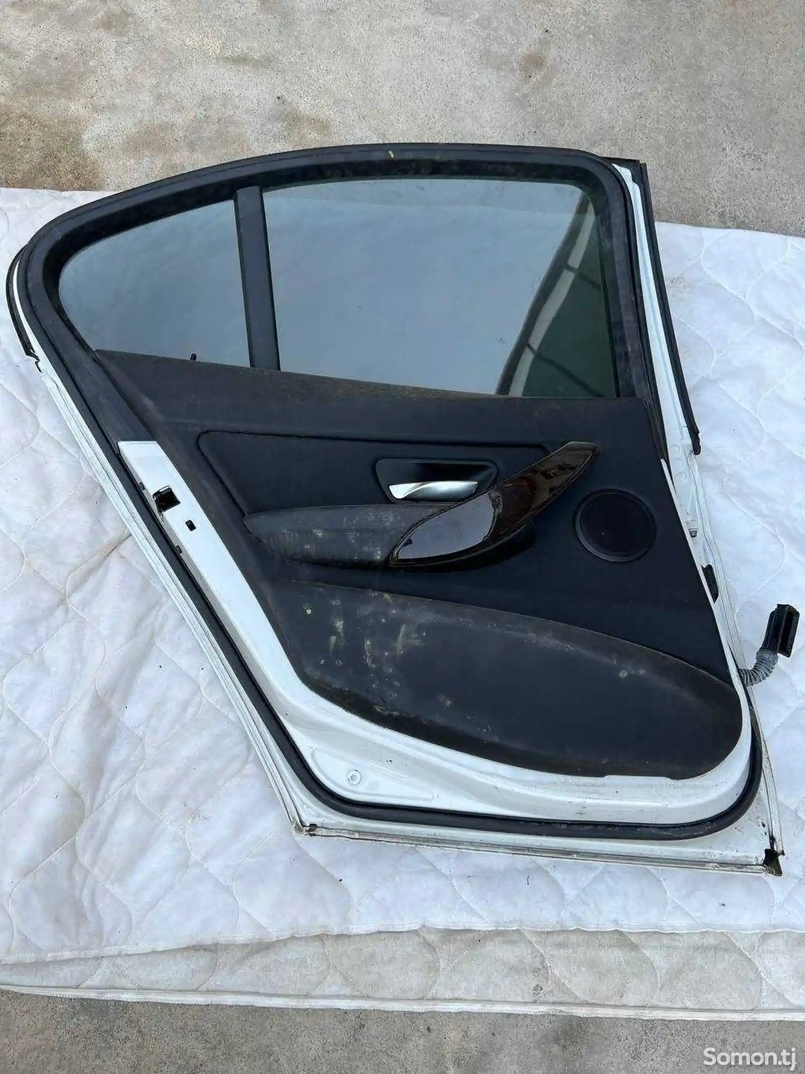 Дверь от BMW 320-7