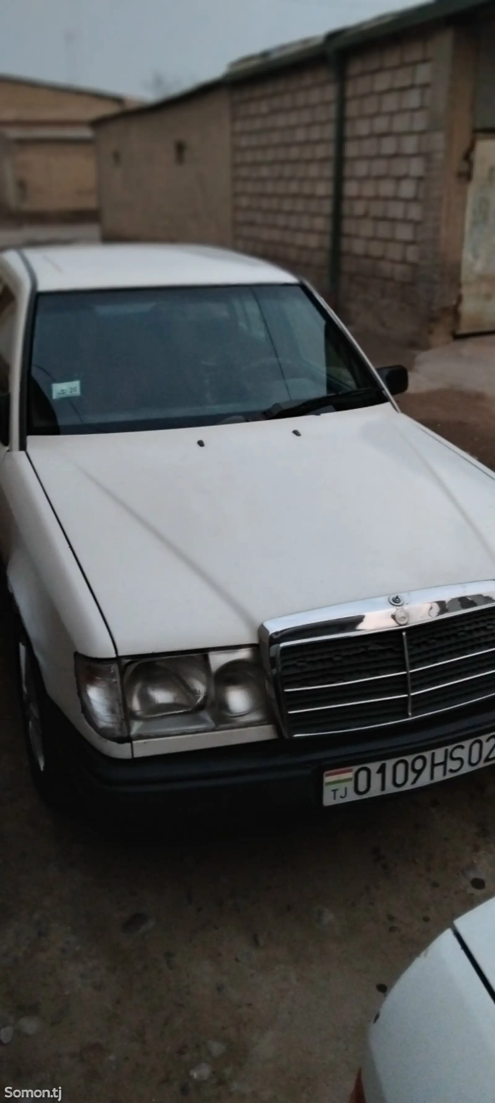 Mercedes-Benz W124, 1987-1