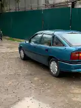 Opel Vectra A, 1993-5