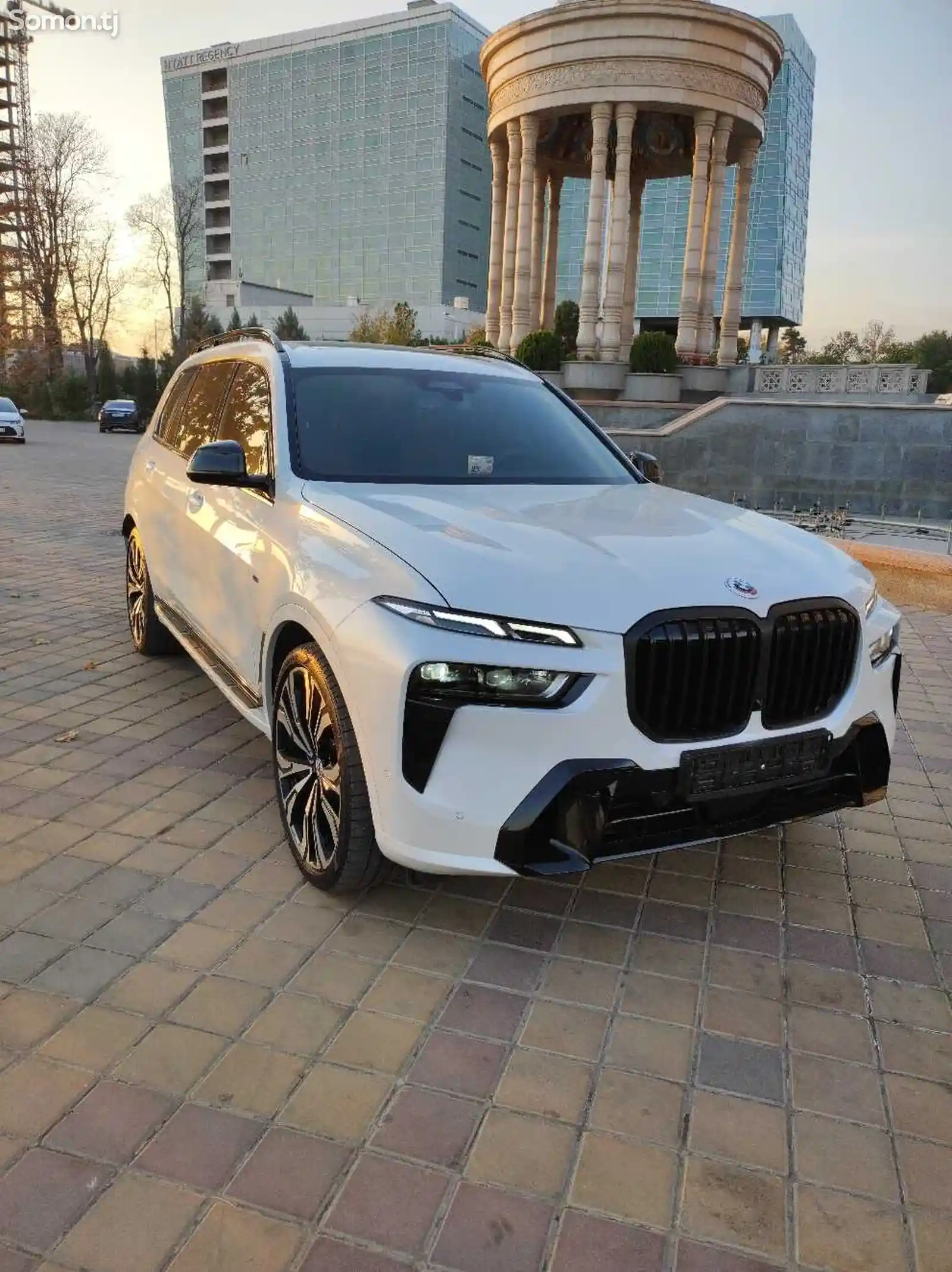 BMW X7, 2023-5