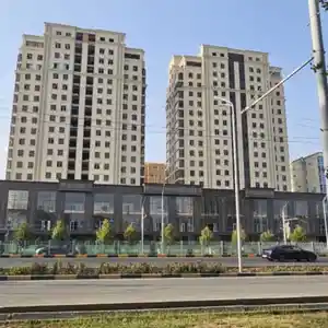 2-комн. квартира, 12 этаж, 67 м², 92 мкр