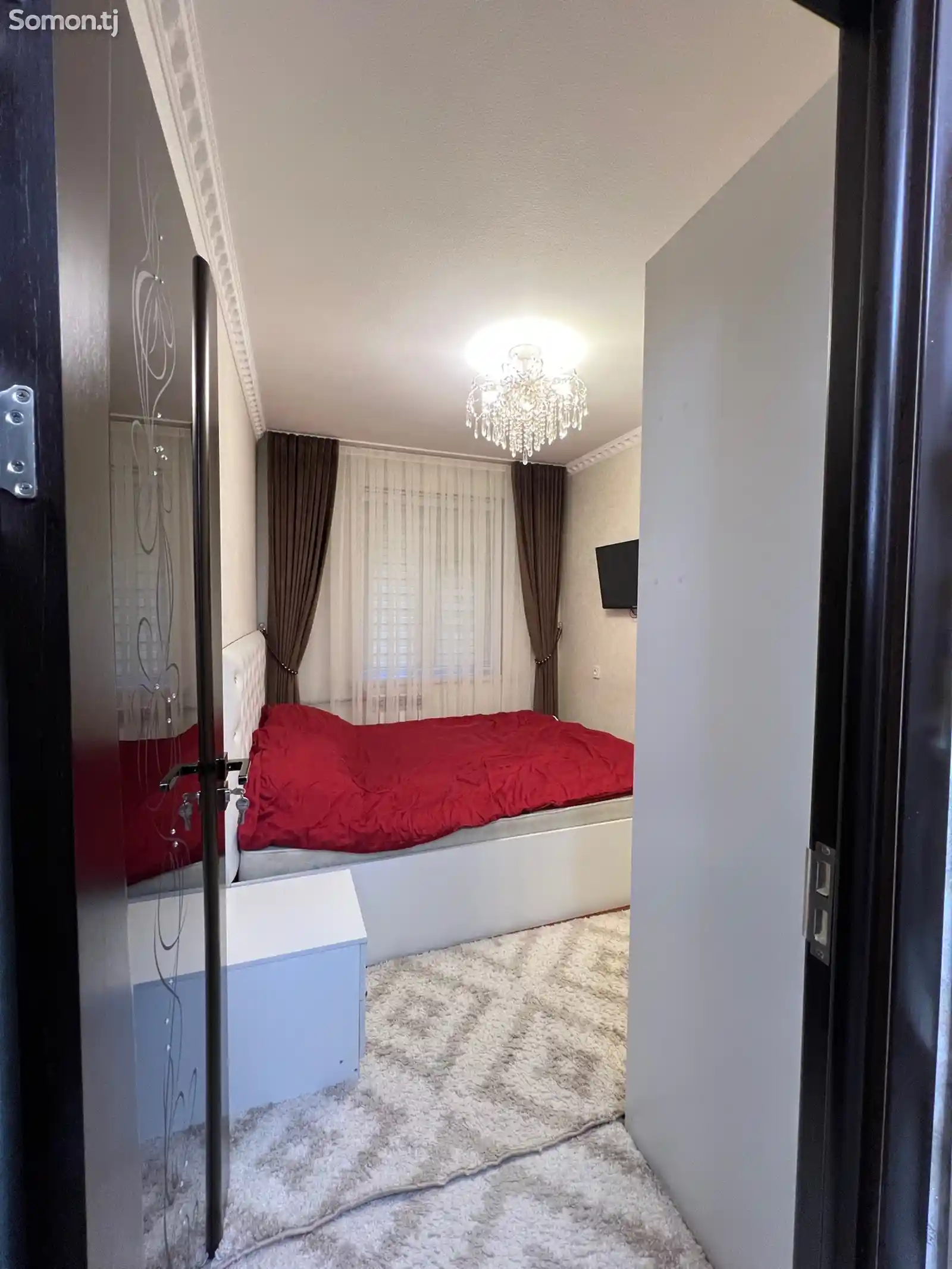 3-комн. квартира, 1 этаж, 65 м², Сино-3