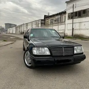 Mercedes-Benz W124, 1995