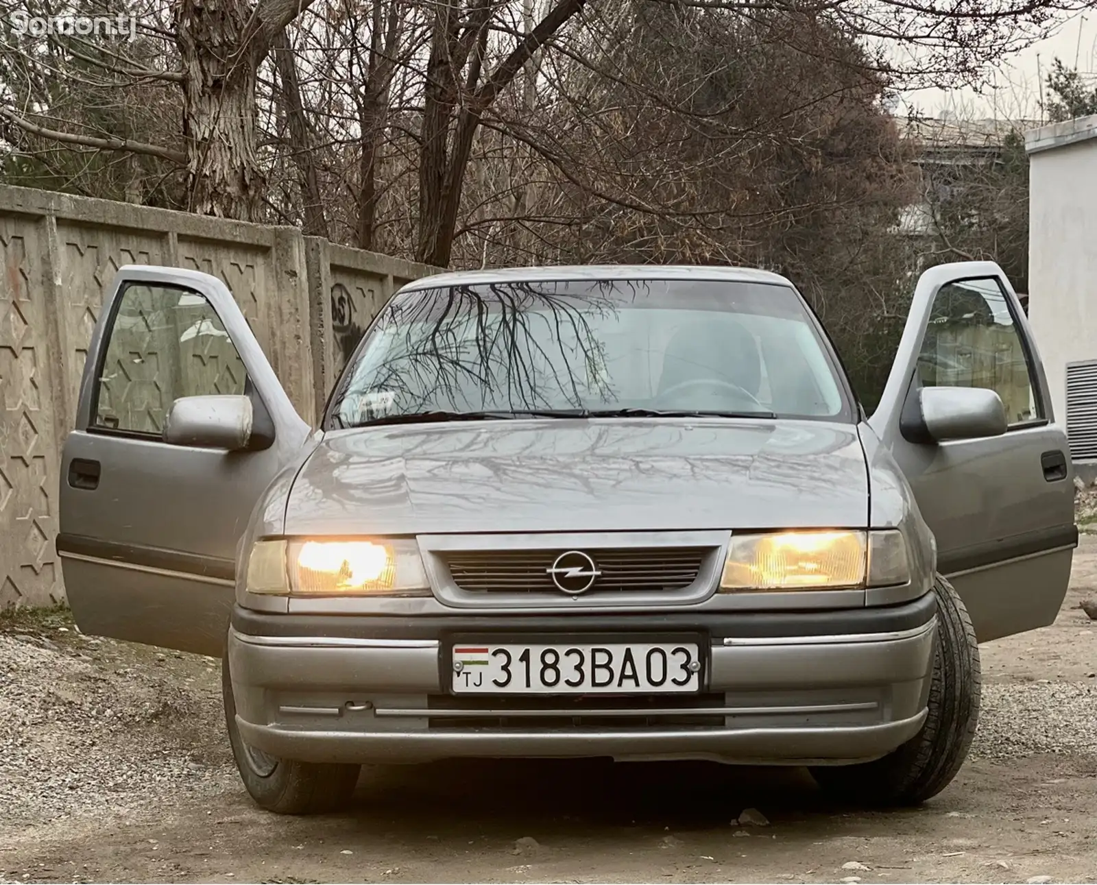 Opel Vectra A, 1995-1