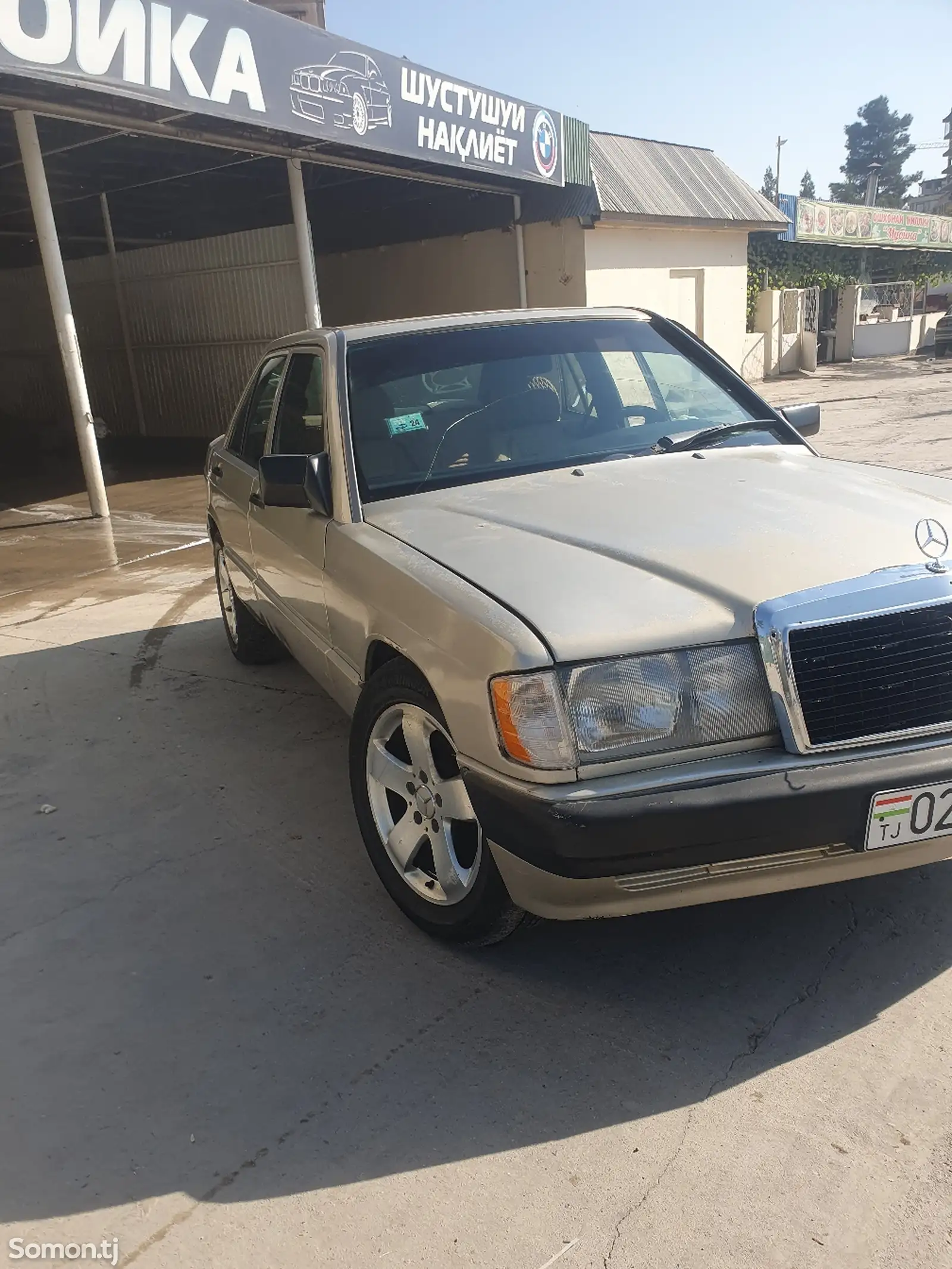 Mercedes-Benz W201, 1990-5