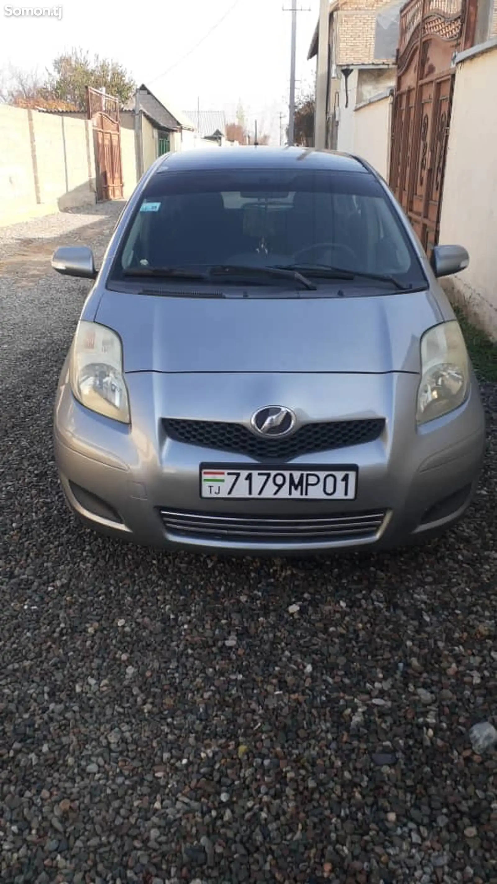 Toyota Vitz, 2010-1