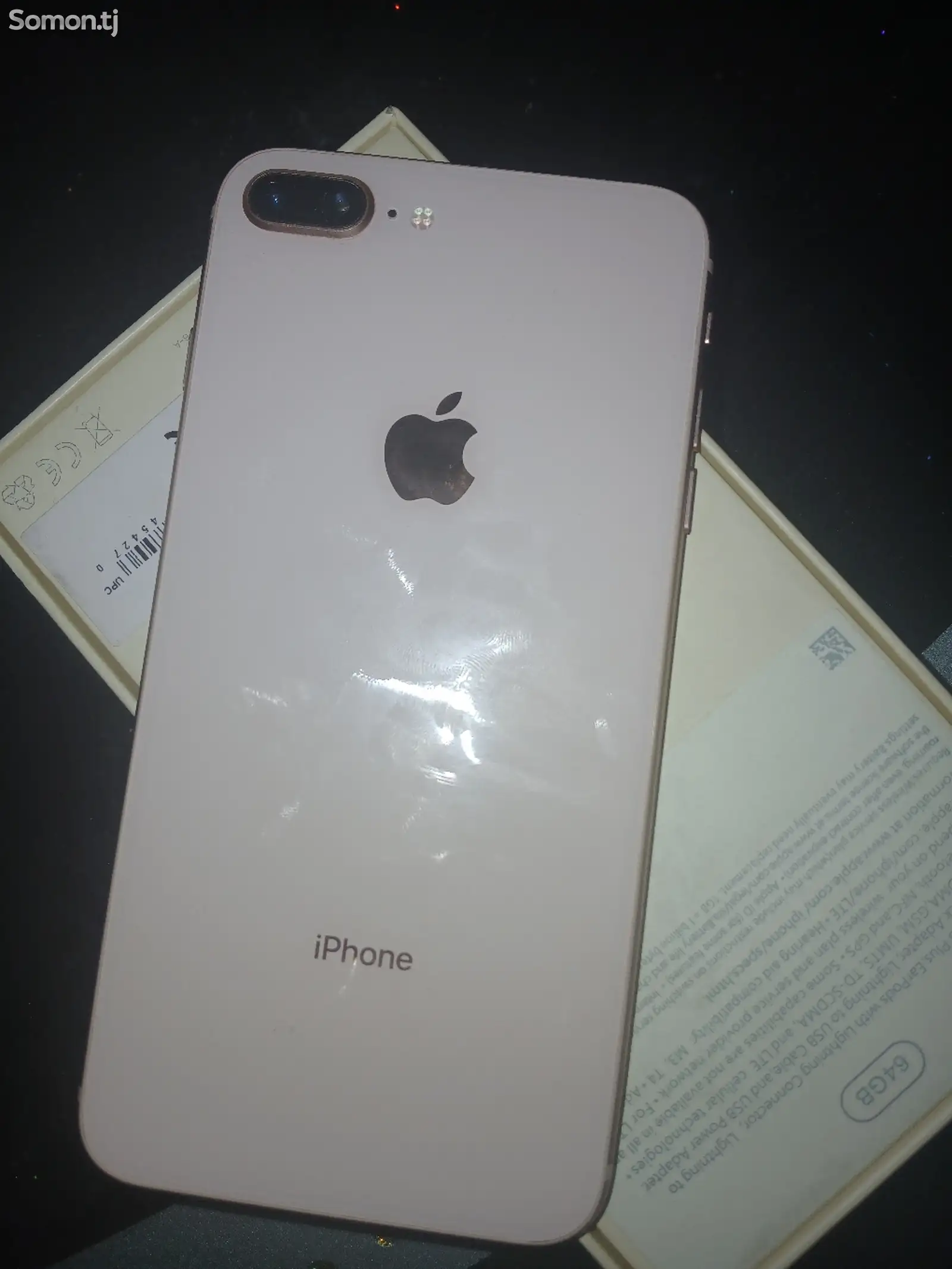 Apple iPhone 8 plus, 64 gb, Gold-1