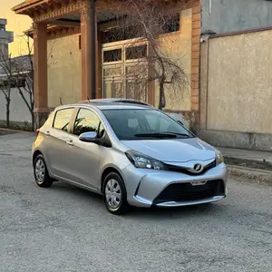 Toyota Vitz, 2014