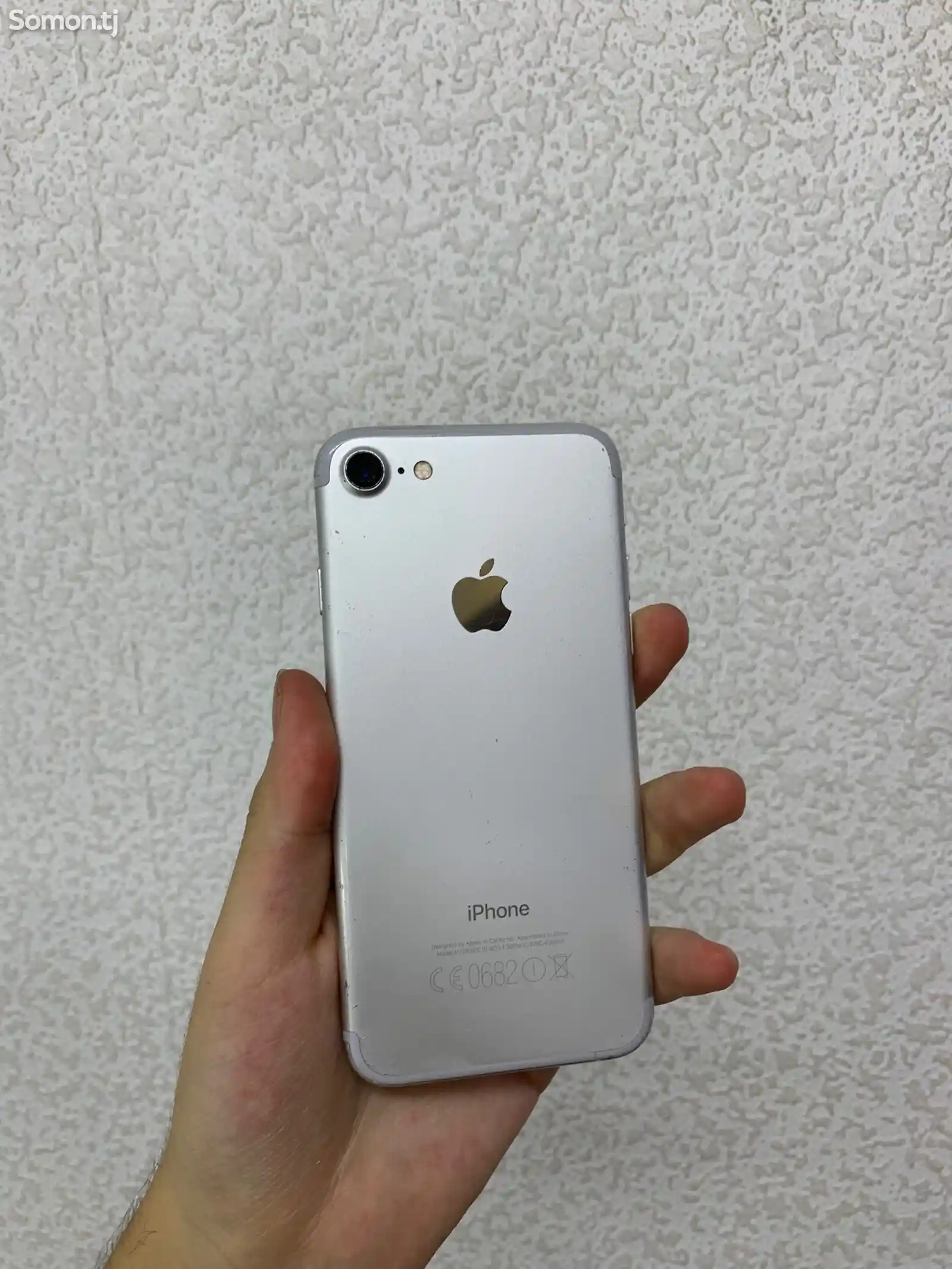 Apple iPhone 7, 32 gb-1