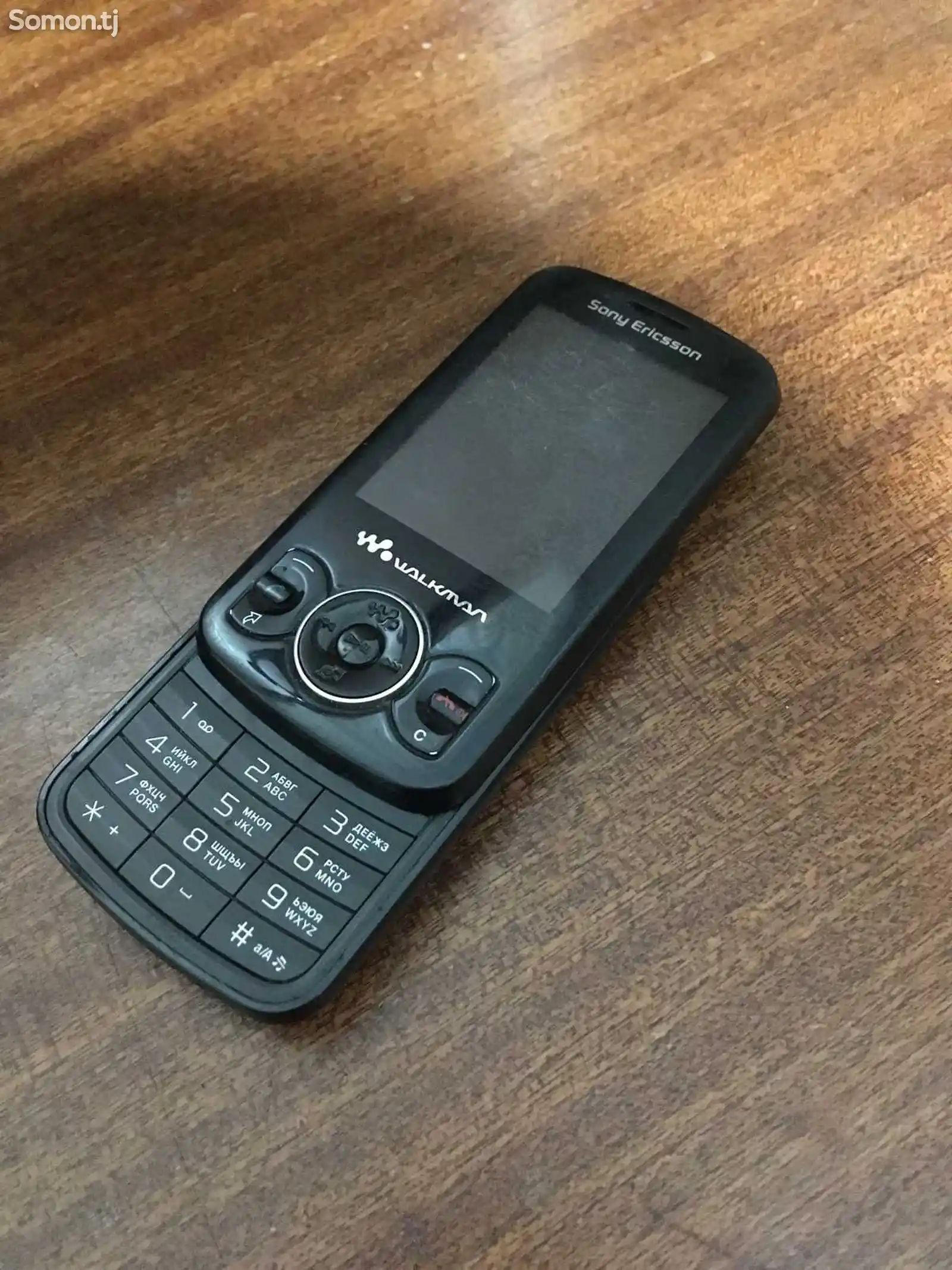 Sony Ericsson W100i-2