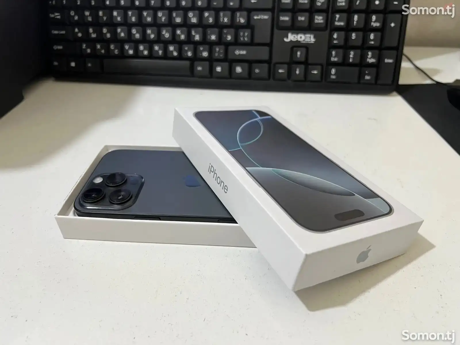 Apple iPhone 16 Pro Max, 512 gb, Desert Titanium дубликат-1