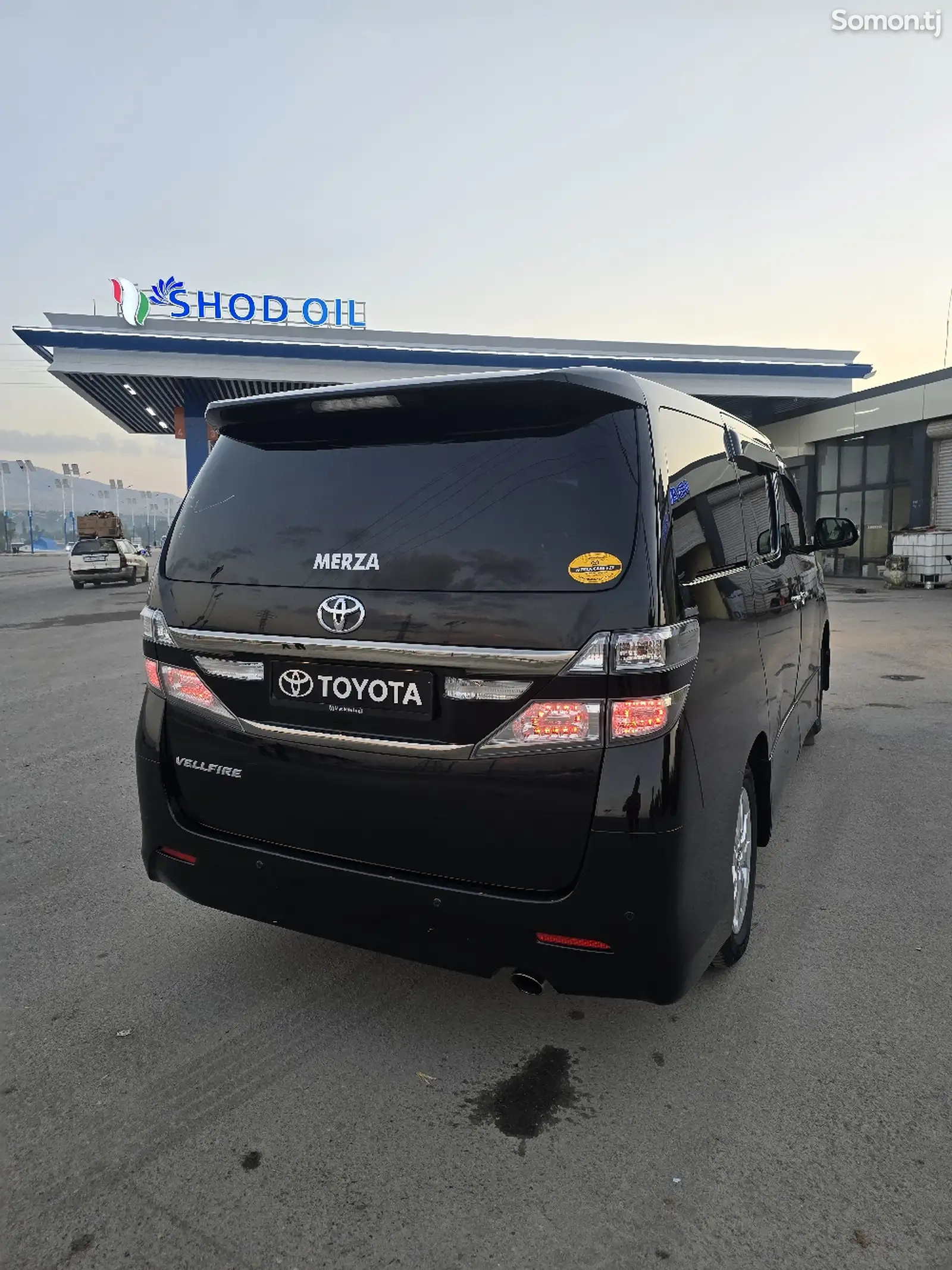 Toyota Vellfire, 2014-9